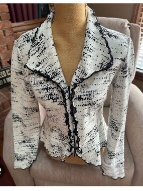 Joseph Ribkoff Black and White Ruffle-Trim Knit Blazer